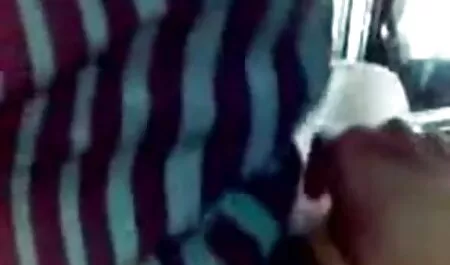 সুন্দরী বালিকা পোঁদ হাঁ করা চোদা চোদি xxx