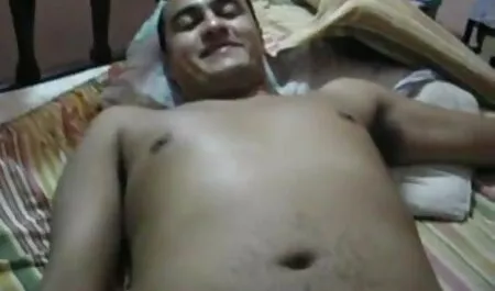 প্রথম পায়ূ-অংশ সানি লিওনের চোদা চোদি 11