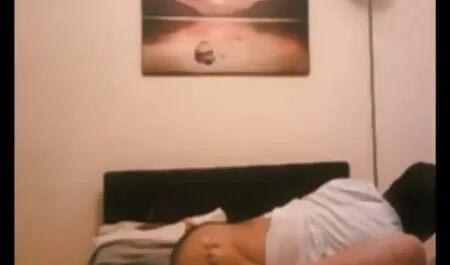 মেয়ে হিজড়া, আকর্ষণীয় চেদা চোদি