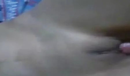 শ্যামাঙ্গিণী সুন্দরী চোদা চোদি video বালিকা ব্লজব)
