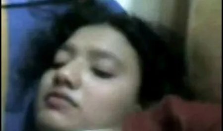 শ্যামাঙ্গিণী, সুন্দরী বালিকা ছোট দের চোদা চোদি