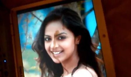 চ্যানেল কেক-অবশেষে একা (2020) সরাসরি চোদাচোদি