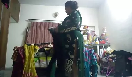 বড় সুন্দরী মহিলা বাংলা চোদাচোদি বিডিও