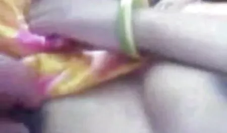 মেয়ে বাংলা দেশি চোদা চোদি বাঁড়ার