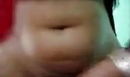 বাস্তবতা, বাড়ীতে সানি লিওন চোদা চোদি তৈরি