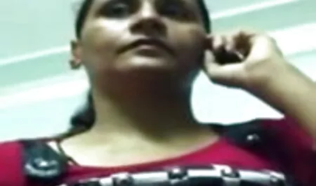 স্বর্ণকেশী, তামিল চোদা চোদি সুন্দরী বালিকা